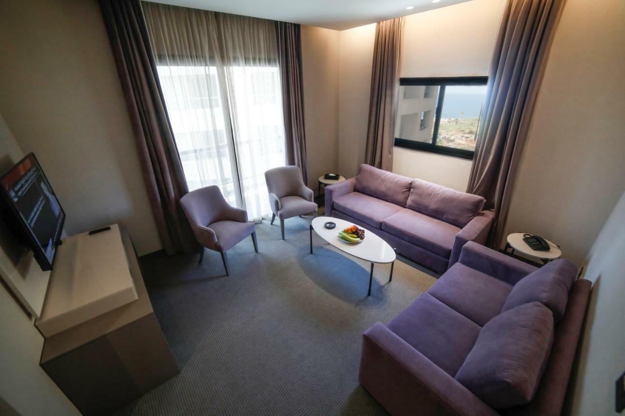 Hotel Rawsheh 51 Beirut Esterno foto