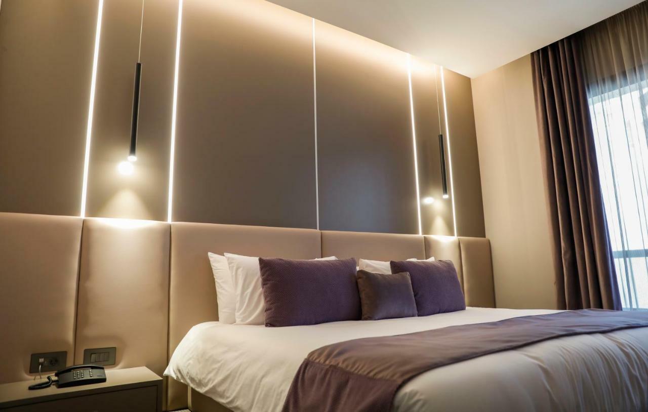 Hotel Rawsheh 51 Beirut Esterno foto