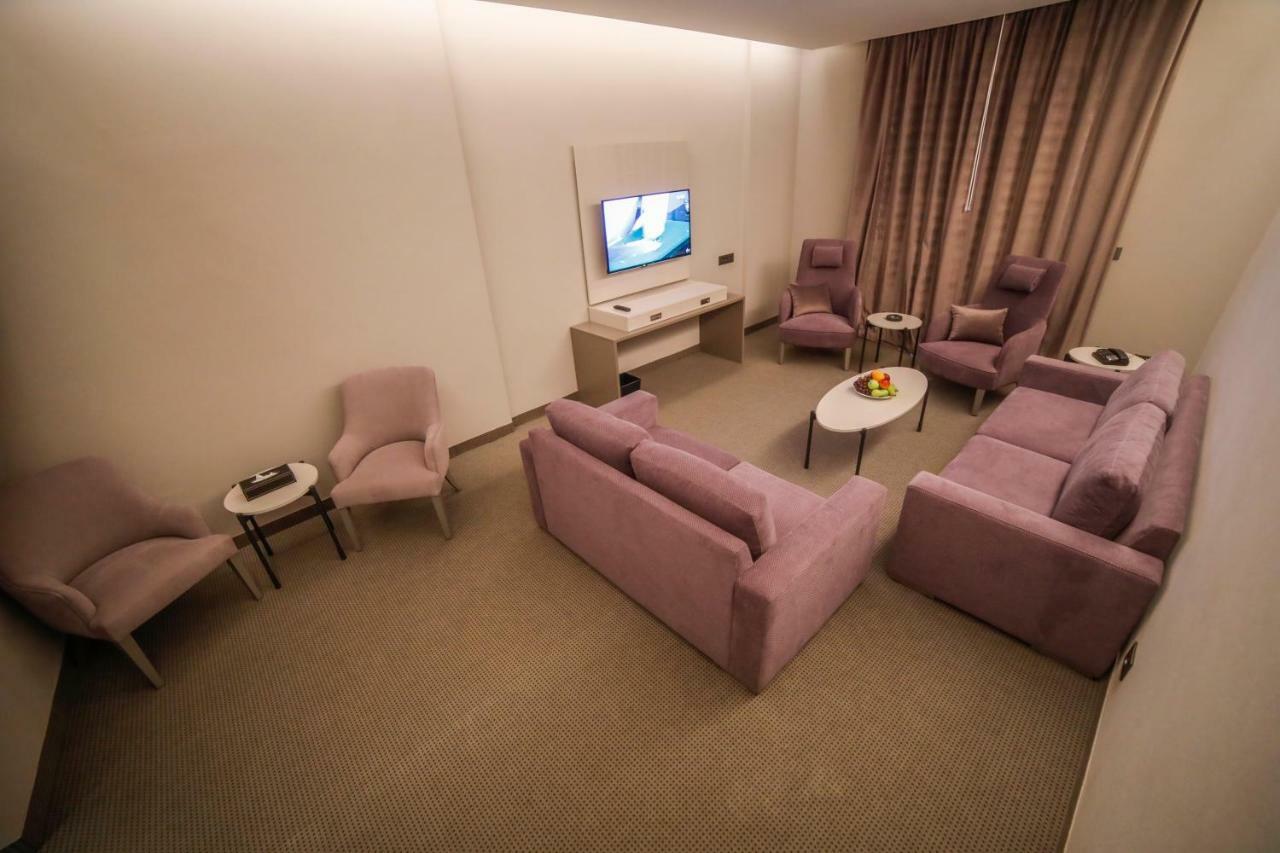 Hotel Rawsheh 51 Beirut Esterno foto
