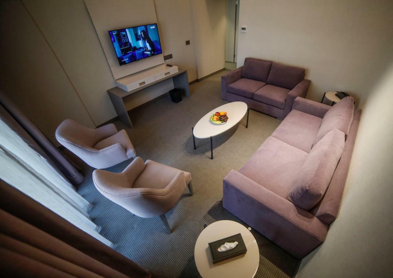 Hotel Rawsheh 51 Beirut Esterno foto